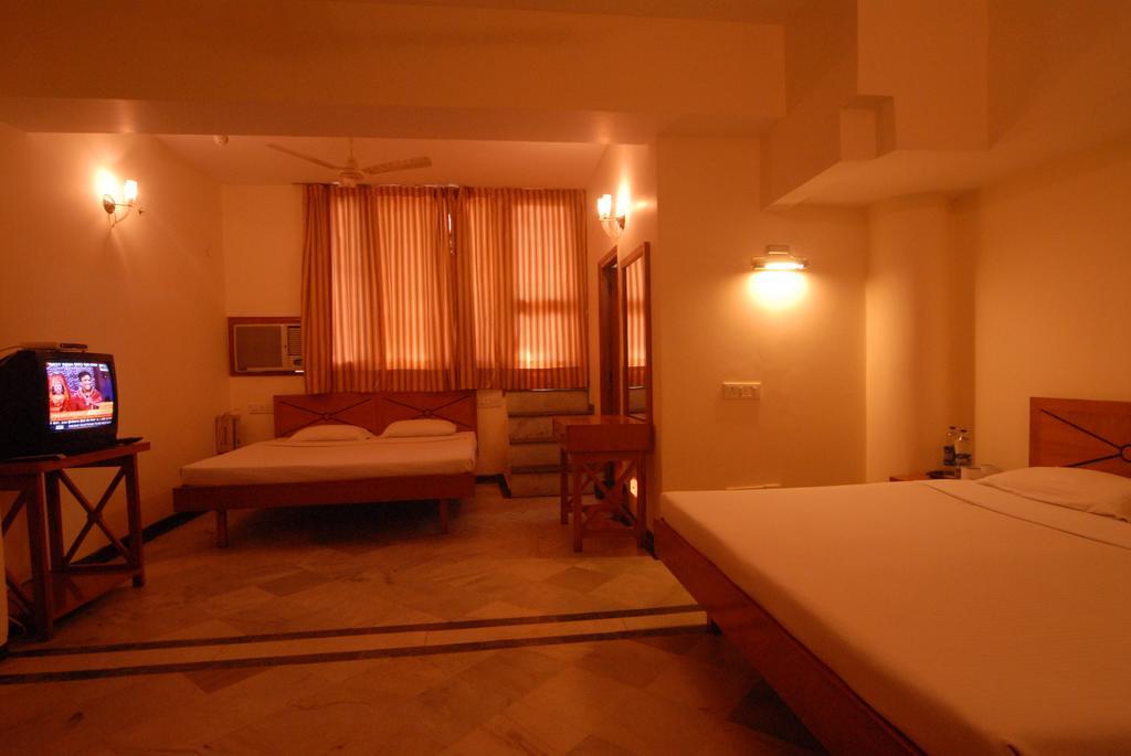 The Komfort Inn Chandīgarh Pokoj fotografie